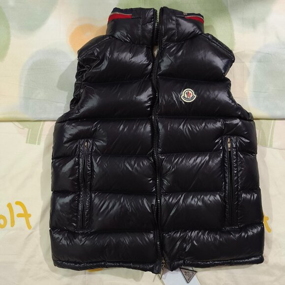 Moncler Classic Badge Down Jacket - Picture 1 of 11